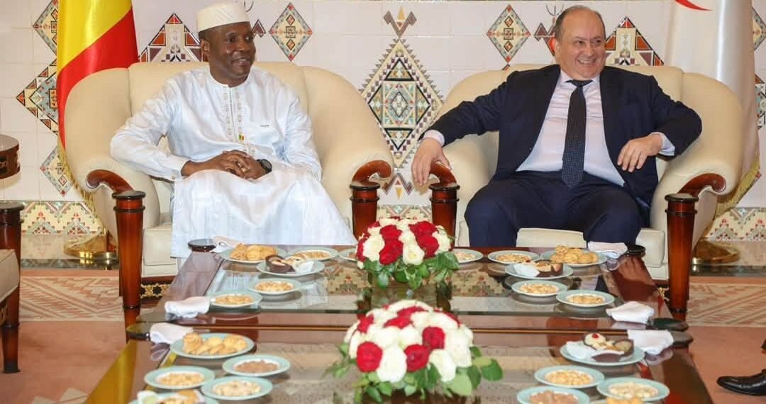 Abdoulaye Maïga de retour à Bamako après sa visite de travail en Algérie