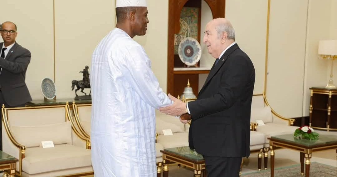 Abdoulaye Maïga en Algérie lors de sa visite de travail à Alger