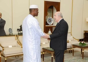 Abdoulaye Maïga en Algérie lors de sa visite de travail à Alger