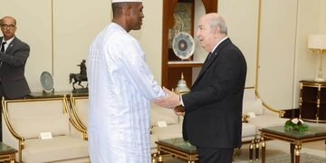 Abdoulaye Maïga en Algérie lors de sa visite de travail à Alger