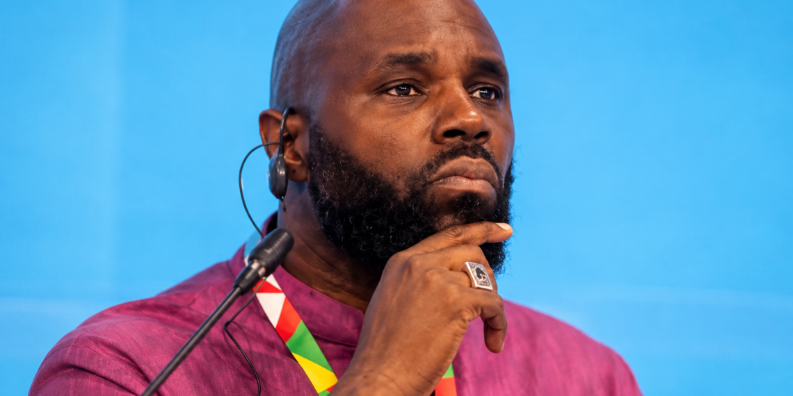 Kémi Séba : l’audience d’extradition reportée au 23 septembre en Afrique du Sud