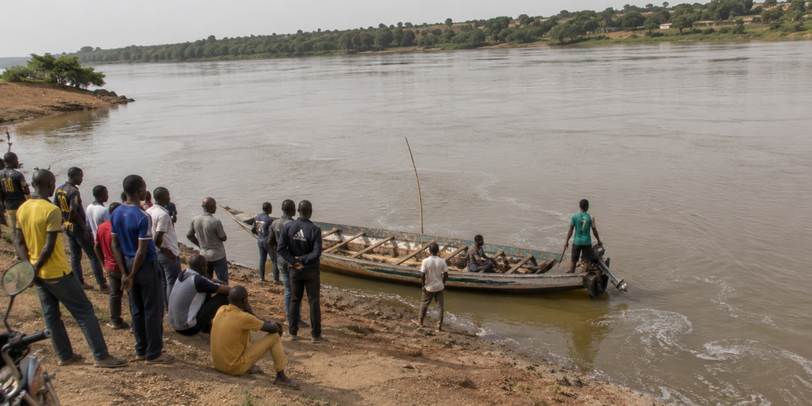 Un chavirement sur le fleuve Niger à Makono fait huit morts, dont deux nourrissons. Le drame s’est produit dans la nuit du 29 au 30 août. Découvrez les faits.