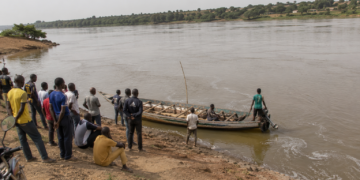 Un chavirement sur le fleuve Niger à Makono fait huit morts, dont deux nourrissons. Le drame s’est produit dans la nuit du 29 au 30 août. Découvrez les faits.
