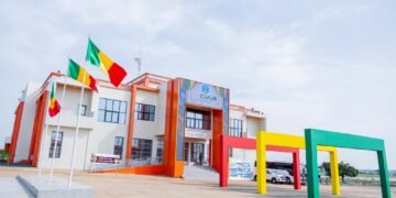 KATI : Le Président de la Transition inaugure le Centre d’intelligence artificielle et de robotique du Mali​