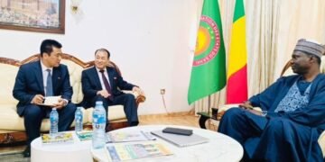 Coopération Inter consulaire à Abuja : Des échanges fructueux entre l’Ambassadeur, Cheick Oumar COULIBALY et son homologue de la République Populaire et Démocratique de Corée​