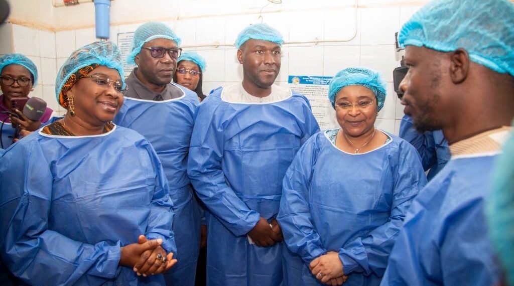 Prouesse scientifique au CHU Gabriel Touré : UNE PREMIÈRE AU MALI,  LA SÉPARATION RÉUSSIE DE BÉBÉS SIAMOIS​