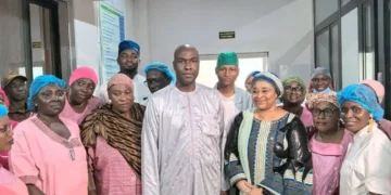 Etablissements hospitaliers : La ministre, Assa Badiallo TOURE en visites de constatation à la maternité de Gabriel Touré et à la Clinique Périnatale Mohamed VI​
