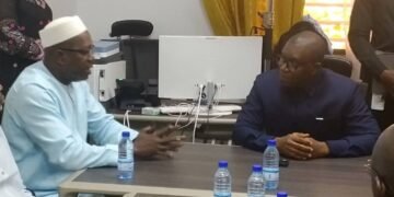 Secrétariat Permanent du Contenu Local : Le ministre Amadou KEITA au contact du personnel de la structure​