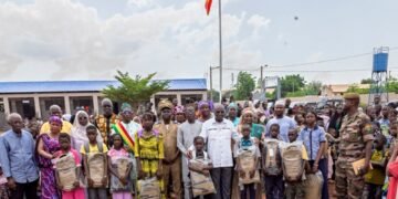 Œuvres sociales : 200 élèves du Groupe scolaire ‘’Amadou Aya Sanogo’’ de Kati dotés de kits scolaires​